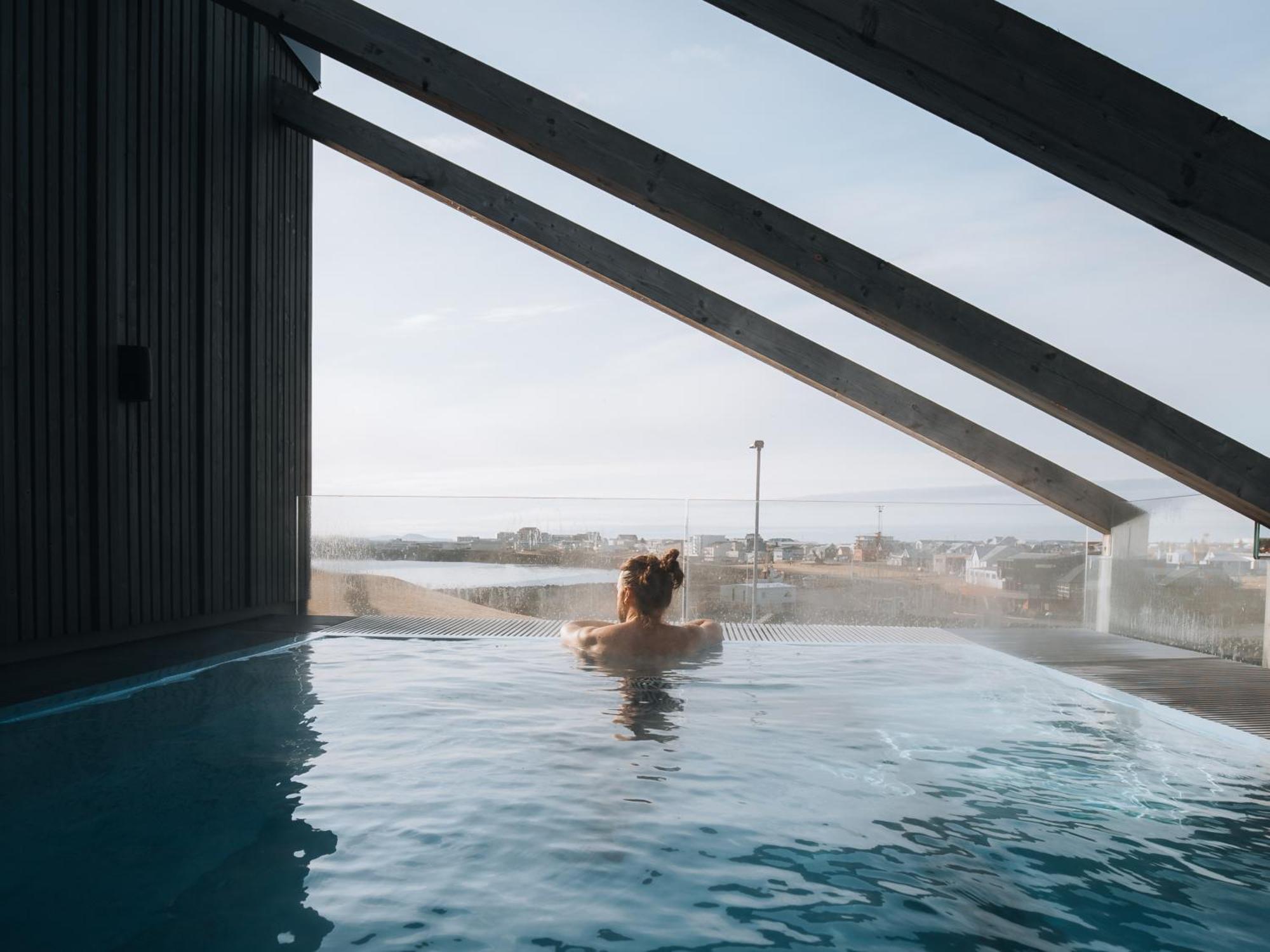 Hotel Berg By Keflavik Airport Экстерьер фото
